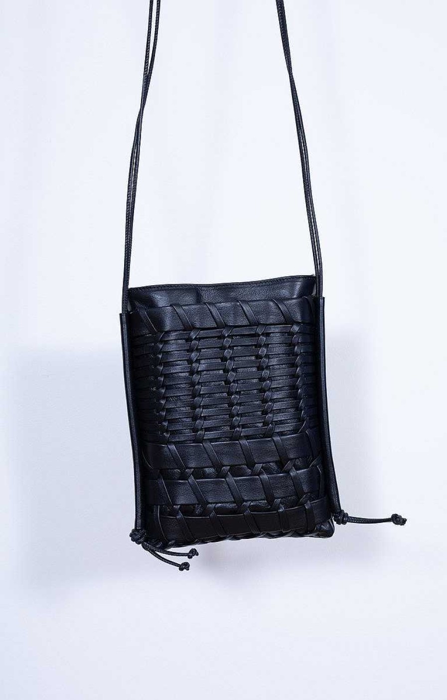 Bags Hereu | Trena Flat Square Crossbody Black ~ Buyclassicwear